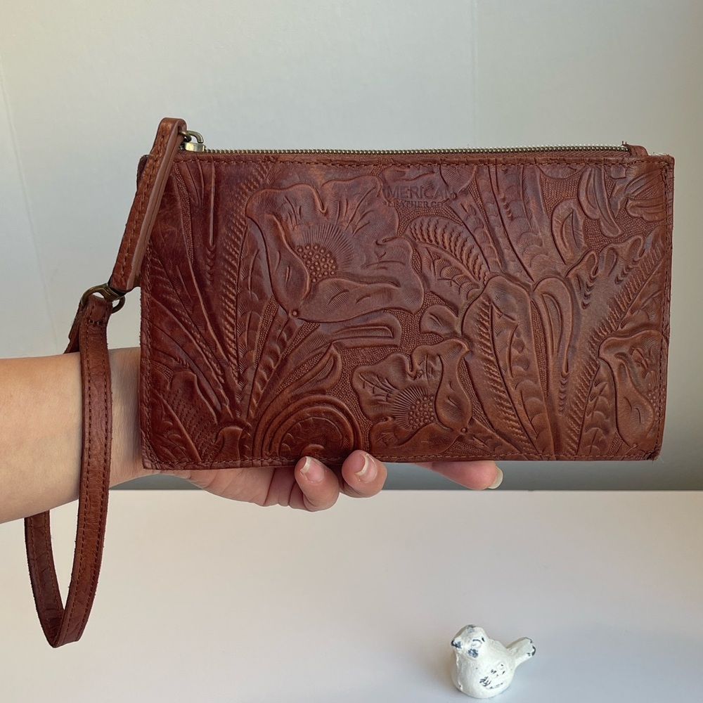 American Leather Co. Genuine Leather Wristlet - Picture 2 of 11